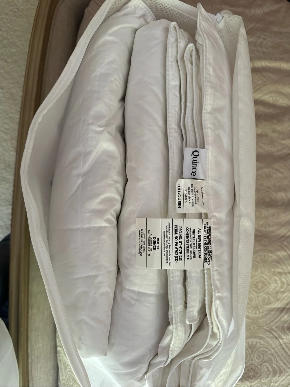 Quince Premium Down Comforter Queen All Season 650 Fill Power Duvet Insert